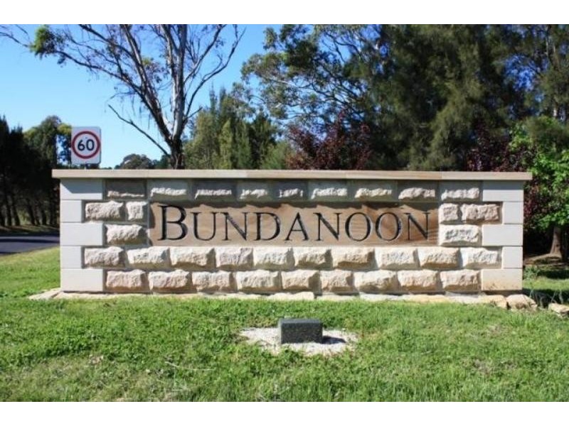 11 Railway Ave, Bundanoon NSW 2578