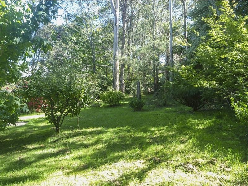 11-13 Birriga Ave, Bundanoon NSW 2578