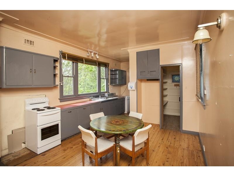 41-43 Railway Ave, Bundanoon NSW 2578