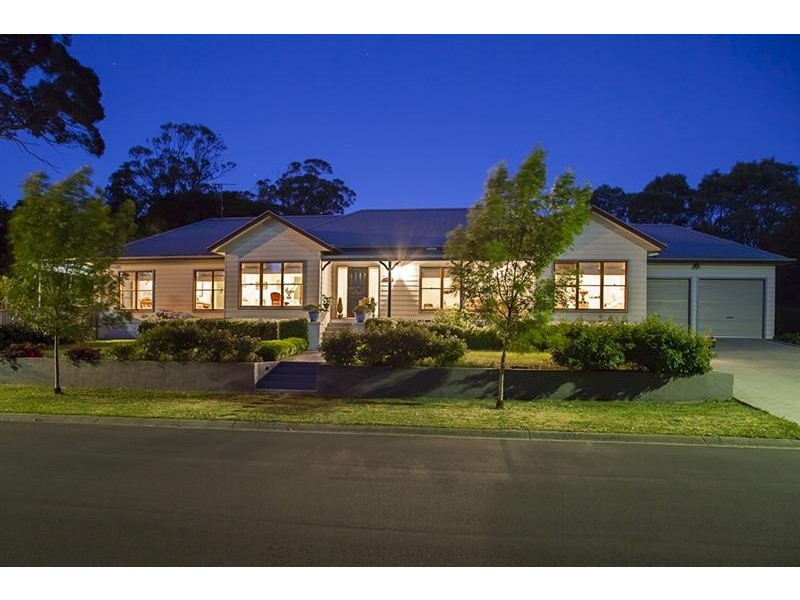 1 Brigadoon Dr, Bundanoon NSW 2578