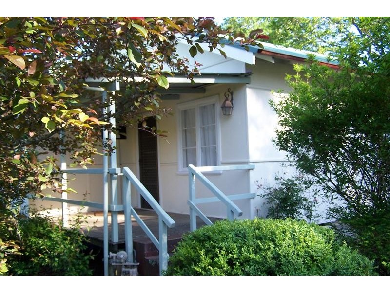 10 Middle Rd, Exeter NSW 2579