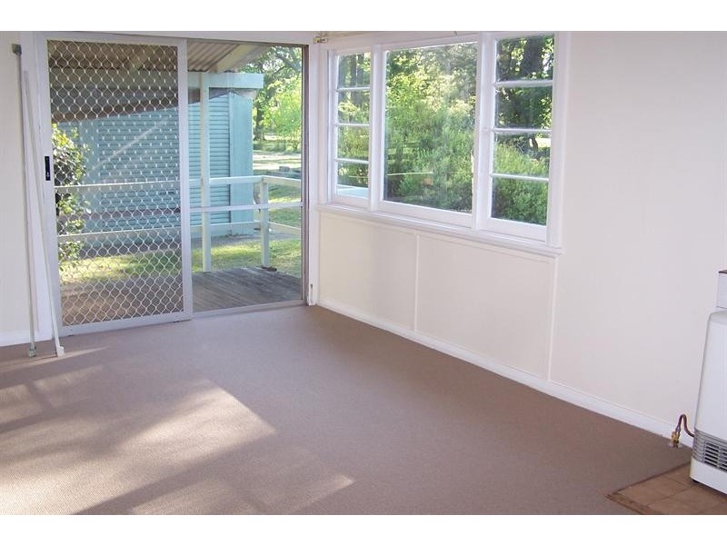 10 Middle Rd, Exeter NSW 2579