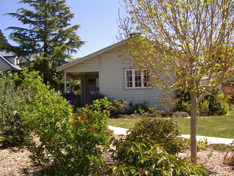 11 Rosenthal Avenue, Bundanoon NSW 2578