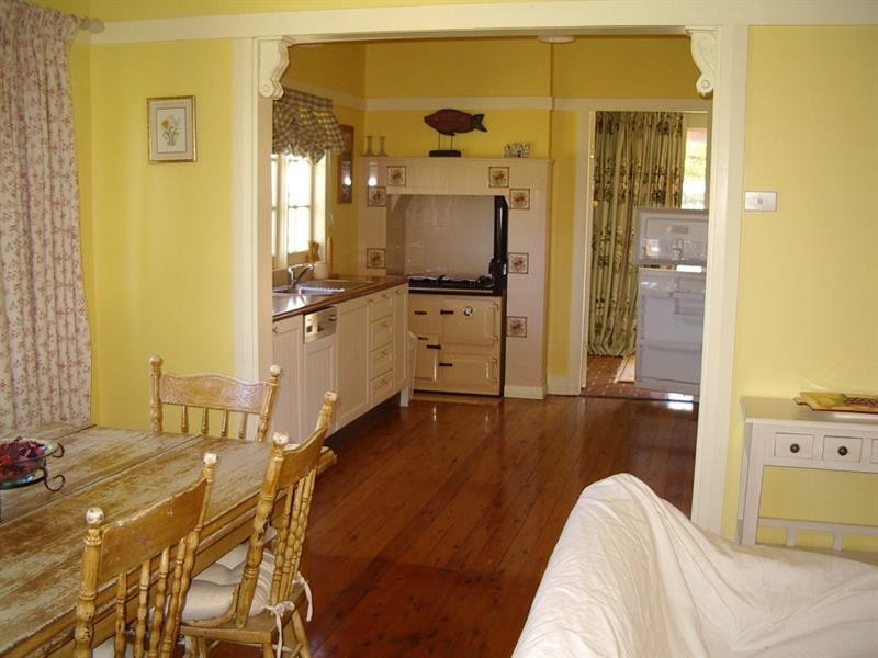 11 Rosenthal Avenue, Bundanoon NSW 2578