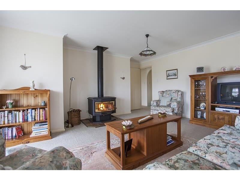 42 Birriga Ave, Bundanoon NSW 2578