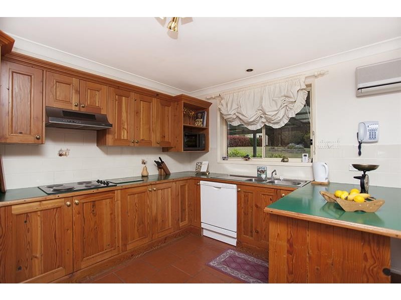 42 Birriga Ave, Bundanoon NSW 2578