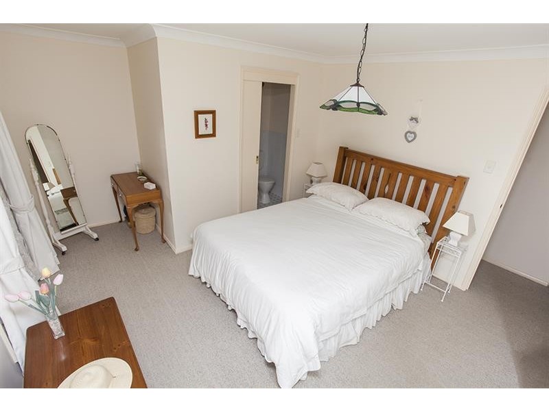 42 Birriga Ave, Bundanoon NSW 2578