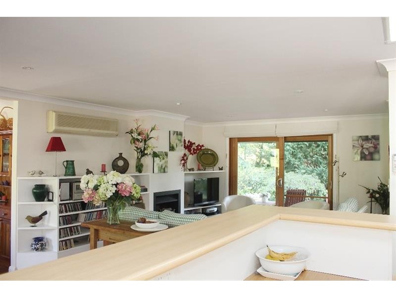 8 Florence St, Bundanoon NSW 2578
