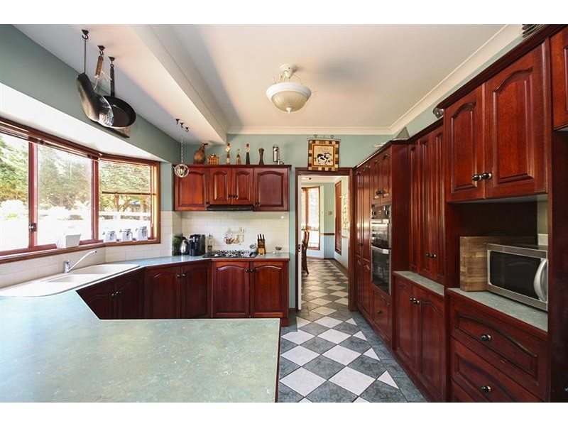 4 Birch Park Rd, Bundanoon NSW 2578