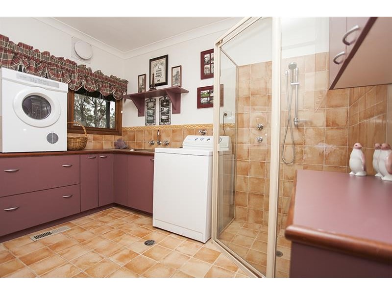 15 Grey Gum Lane, Bundanoon NSW 2578