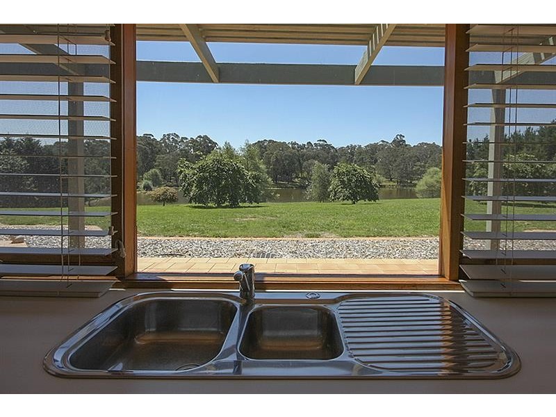 1 Birchwood  Dr, Bundanoon NSW 2578
