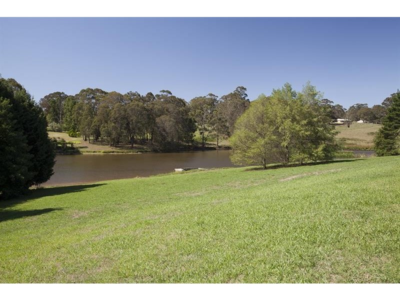 1 Birchwood  Dr, Bundanoon NSW 2578