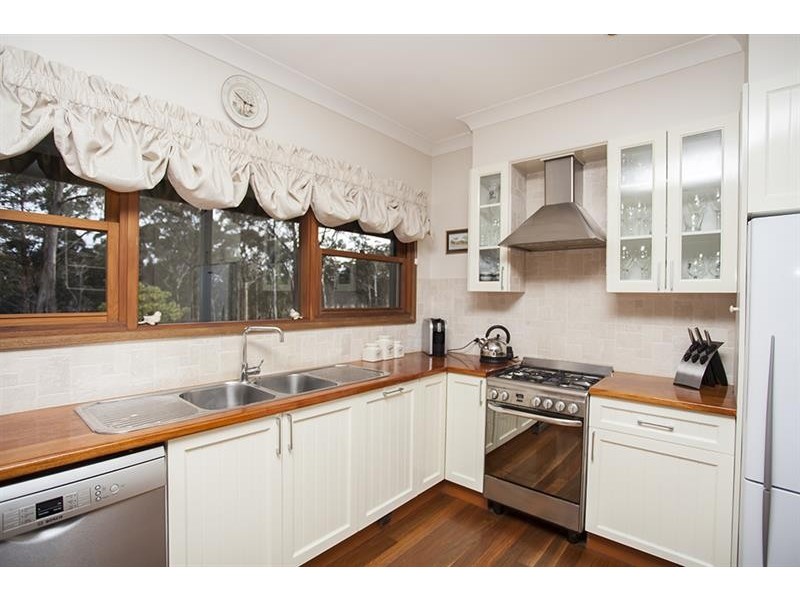 15 Grey Gums Lane, Bundanoon NSW 2578