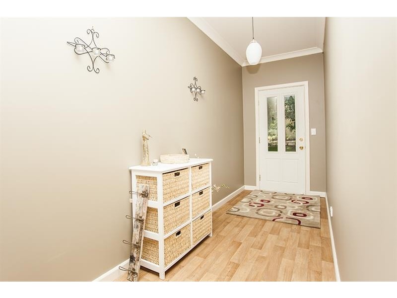 5 Kintyre Cl, Bundanoon NSW 2578