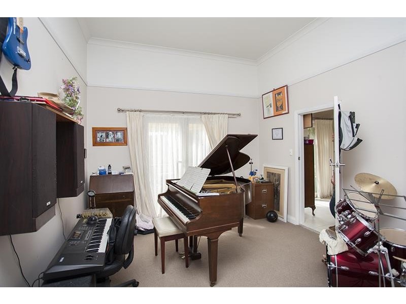 22 Hill St, Bundanoon NSW 2578