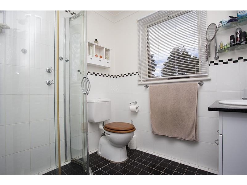 22 Hill St, Bundanoon NSW 2578