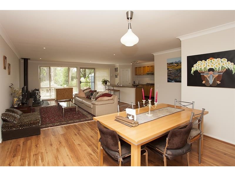 12 Garbutts Rd, Wingello NSW 2579