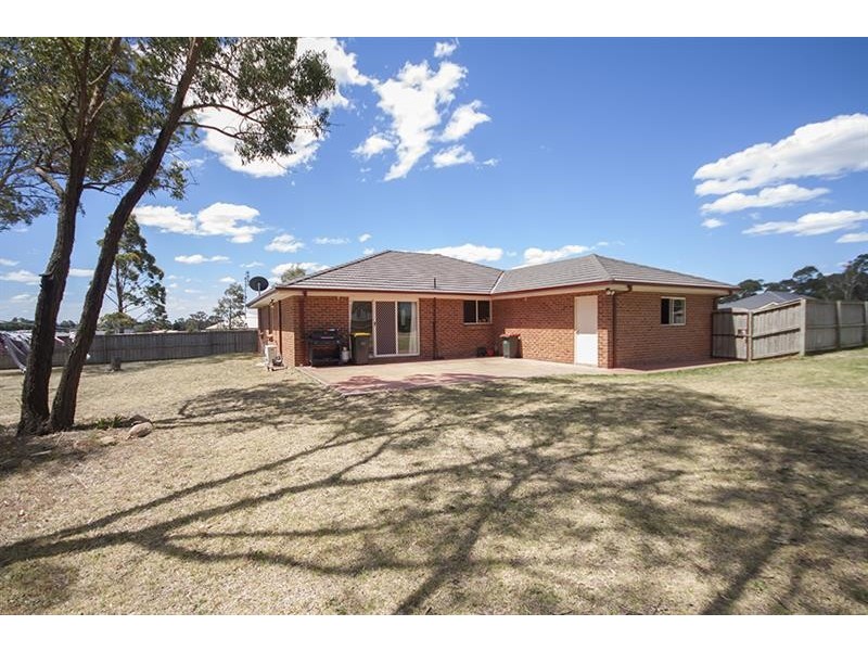 14 Eliza Power Dr, Marulan NSW 2579