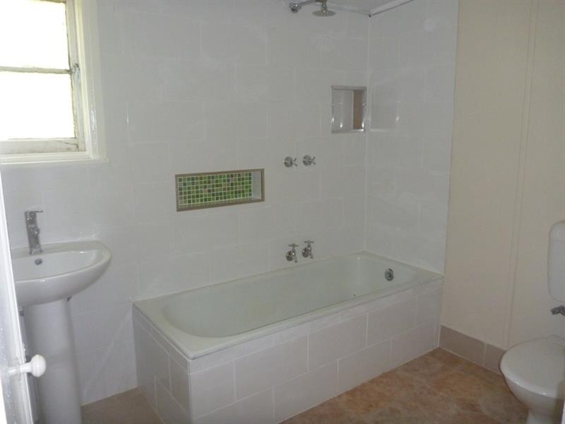 9 Garland  Rd, Bundanoon NSW 2578