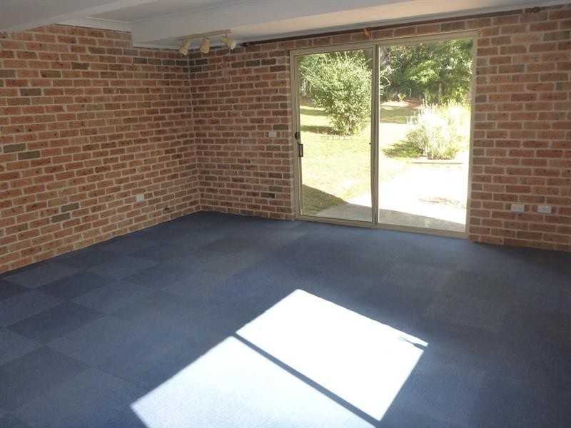 6 Lucas St, Bundanoon NSW 2578