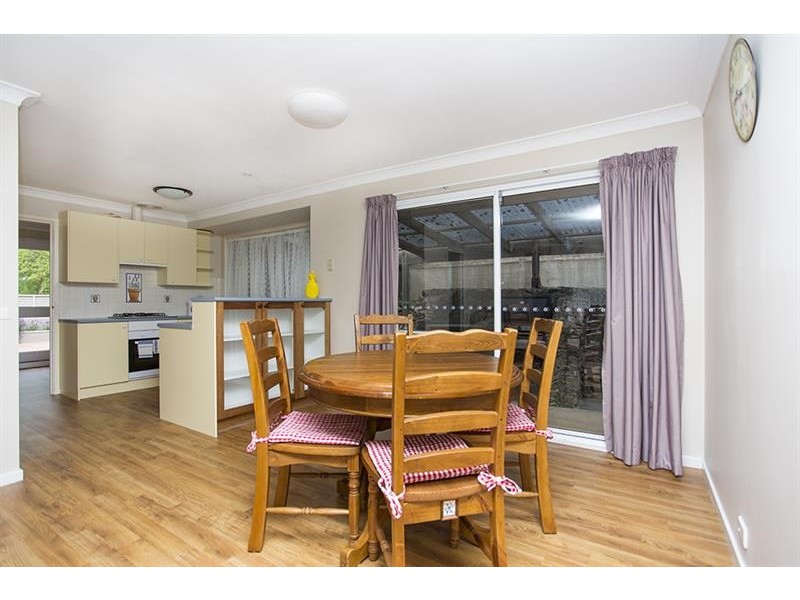 24 Hill  St, Bundanoon NSW 2578