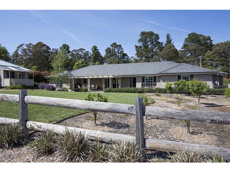 6 Greasons Rd, Bundanoon NSW 2578