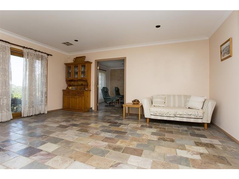 25 Garland Rd, Bundanoon NSW 2578