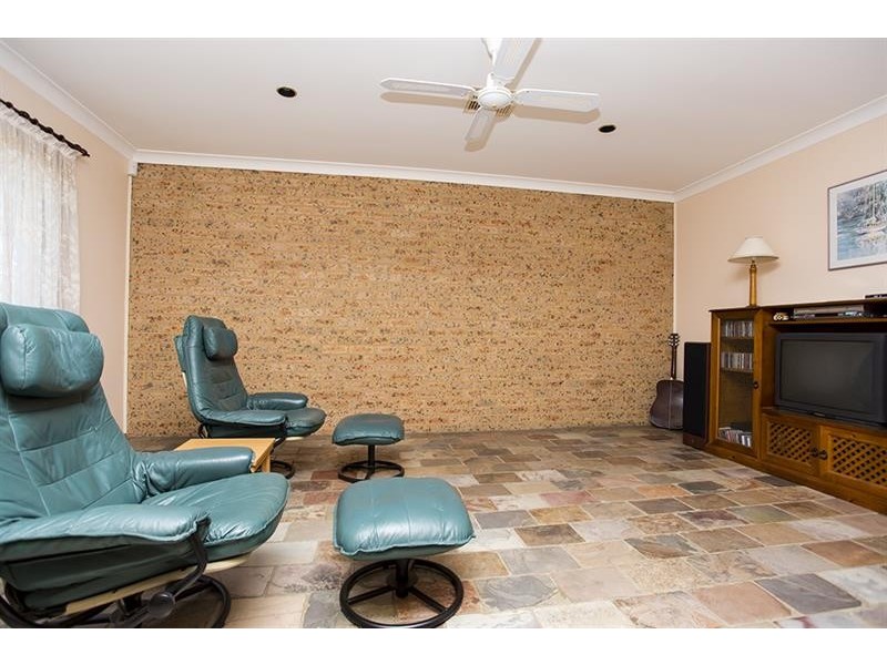 25 Garland Rd, Bundanoon NSW 2578