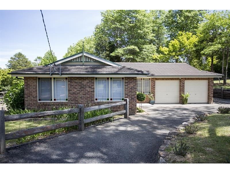 4 Birriga Ave, Bundanoon NSW 2578