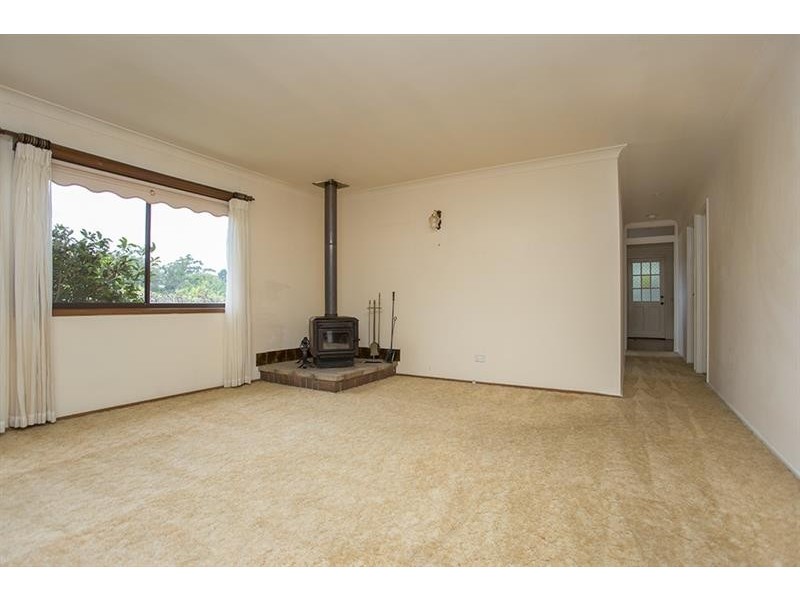 19 Hill St, Bundanoon NSW 2578