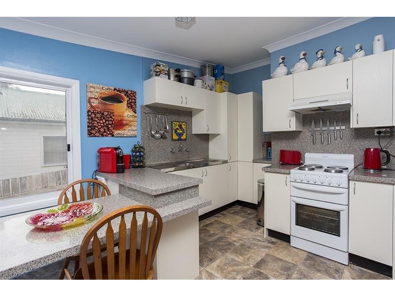 38 Hill St, Bundanoon NSW 2578