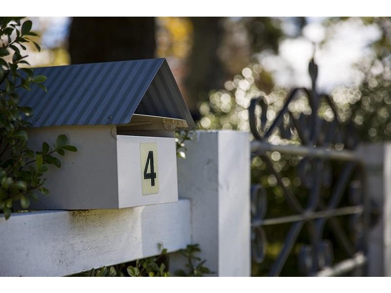 4 Brigadoon  Dr, Bundanoon NSW 2578