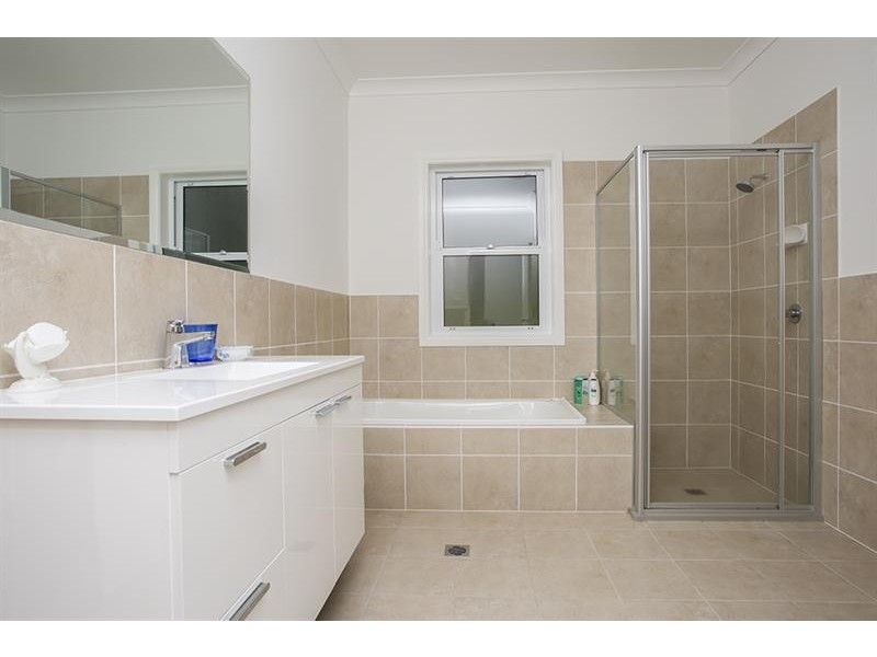 6 Nicholas  Ave, Bundanoon NSW 2578