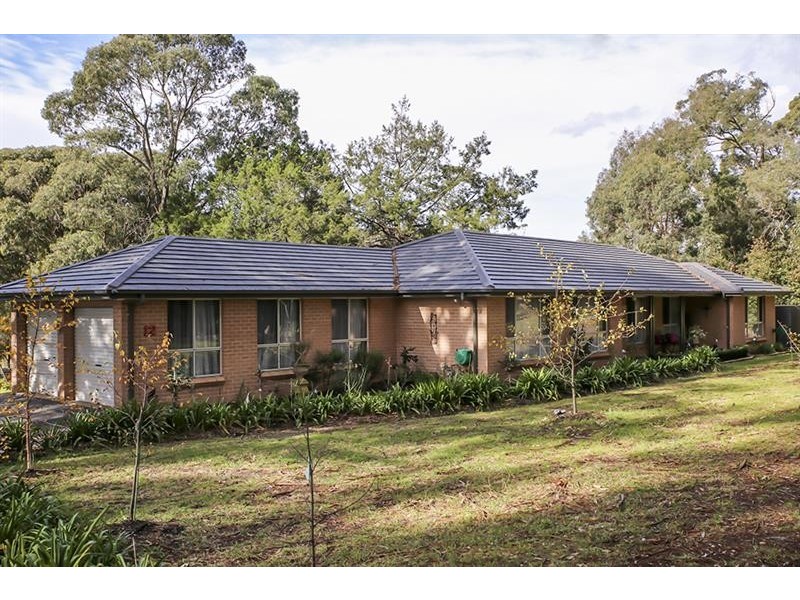 12 Ferndale  Rd, Bundanoon NSW 2578