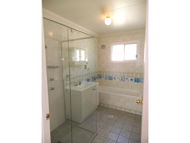 38 Hill St, Bundanoon NSW 2578