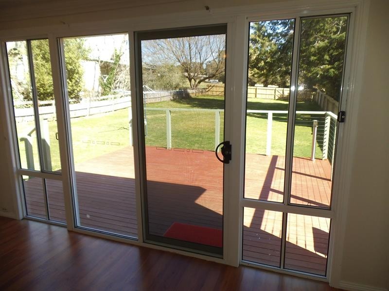 38 Hill St, Bundanoon NSW 2578