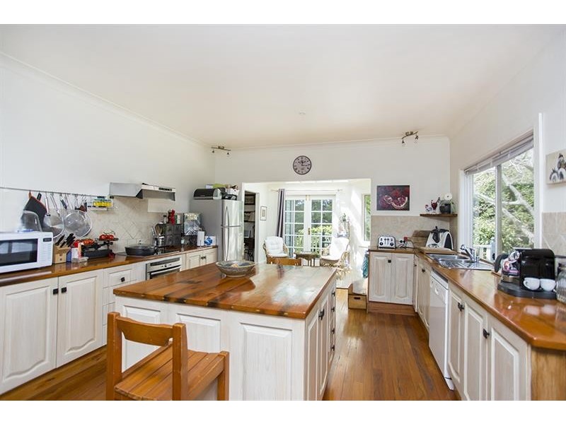 2  Ross St, Bundanoon NSW 2578