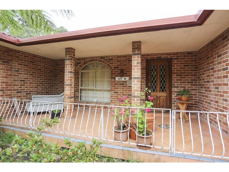 6 Ashgrove Pl, Bundanoon NSW 2578