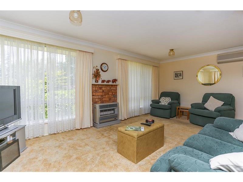 11 Broughton St, Bundanoon NSW 2578