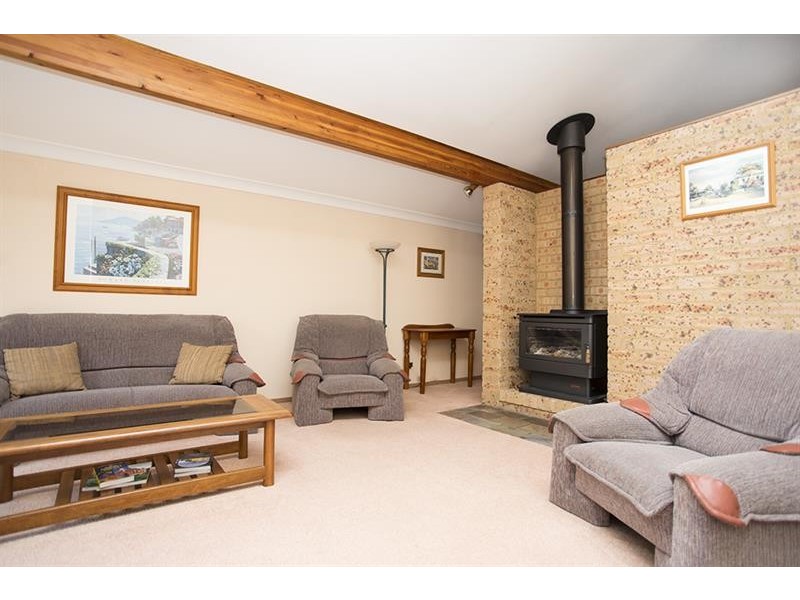 25 Garland Rd, Bundanoon NSW 2578