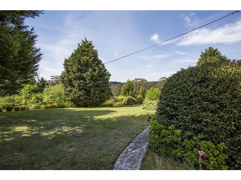 25 Garland Rd, Bundanoon NSW 2578