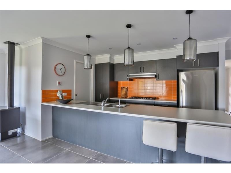 11 Cambourn Cl, Bundanoon NSW 2578