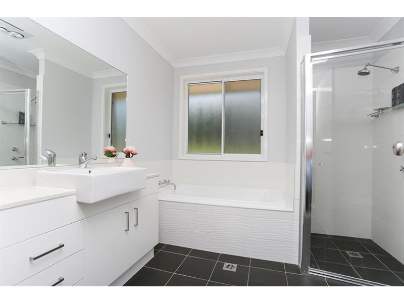 11 Cambourn Cl, Bundanoon NSW 2578