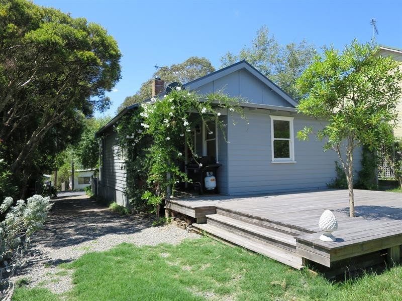 22 Ebury St, Bundanoon NSW 2578