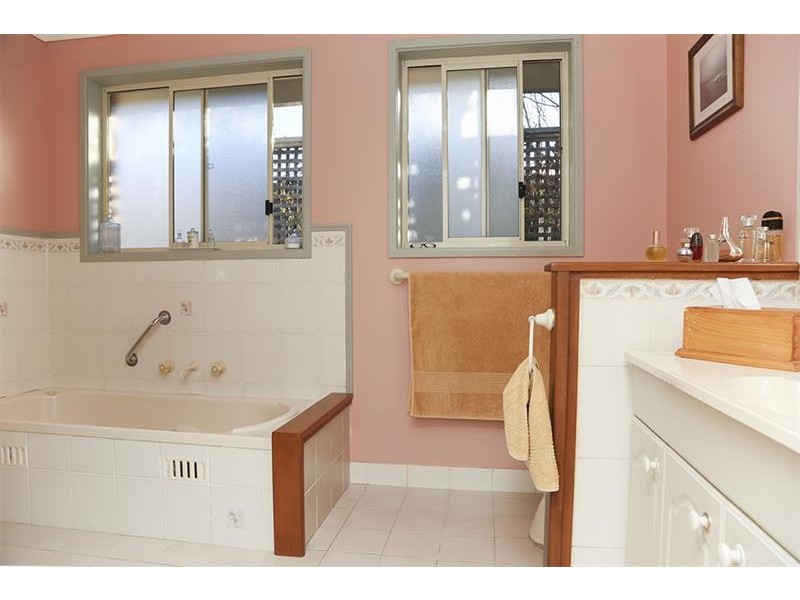 3 Birch Park Rd, Bundanoon NSW 2578