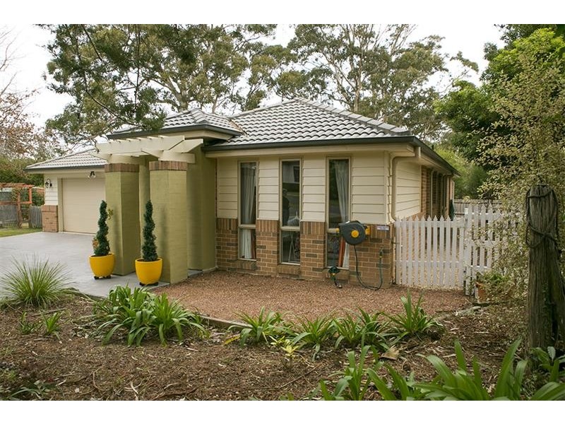 2 Brigadoon Dr, Bundanoon NSW 2578