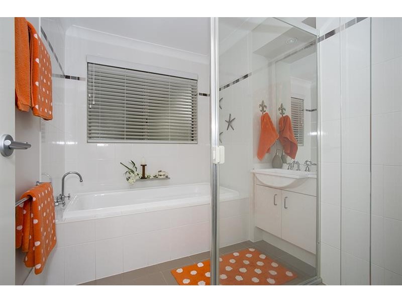 2 Brigadoon Dr, Bundanoon NSW 2578