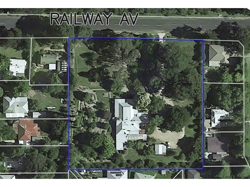 115 Railway Ave, Bundanoon NSW 2578