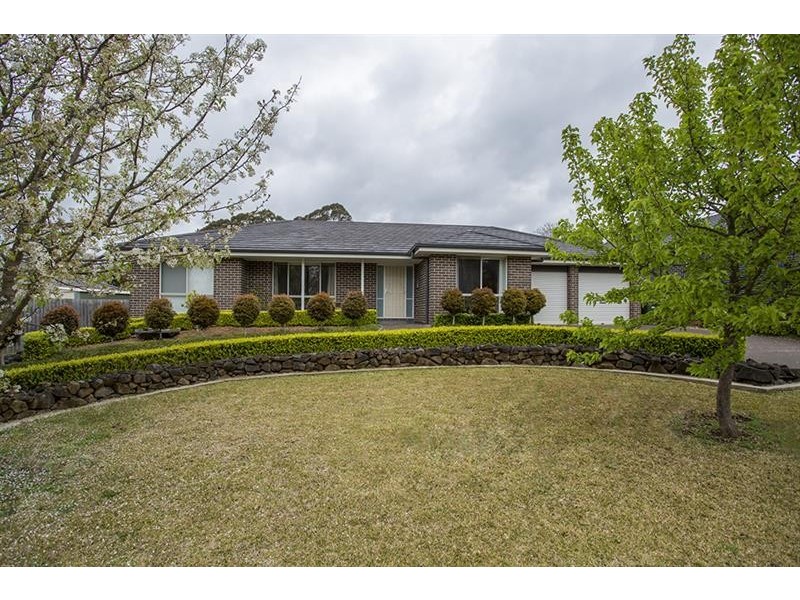 3 Skye  Pl, Bundanoon NSW 2578