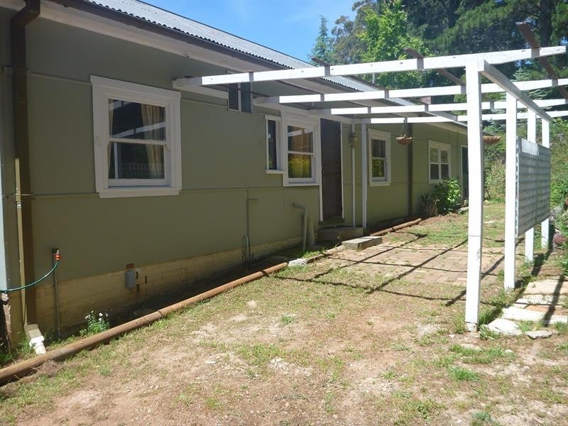 6/7 Garland  Rd, Bundanoon NSW 2578